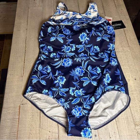 Maxine Of Hollywood Swimsuit Womens 16 Blue Floral One Piece Tummy Control NWT! - Picture 1 of 1
